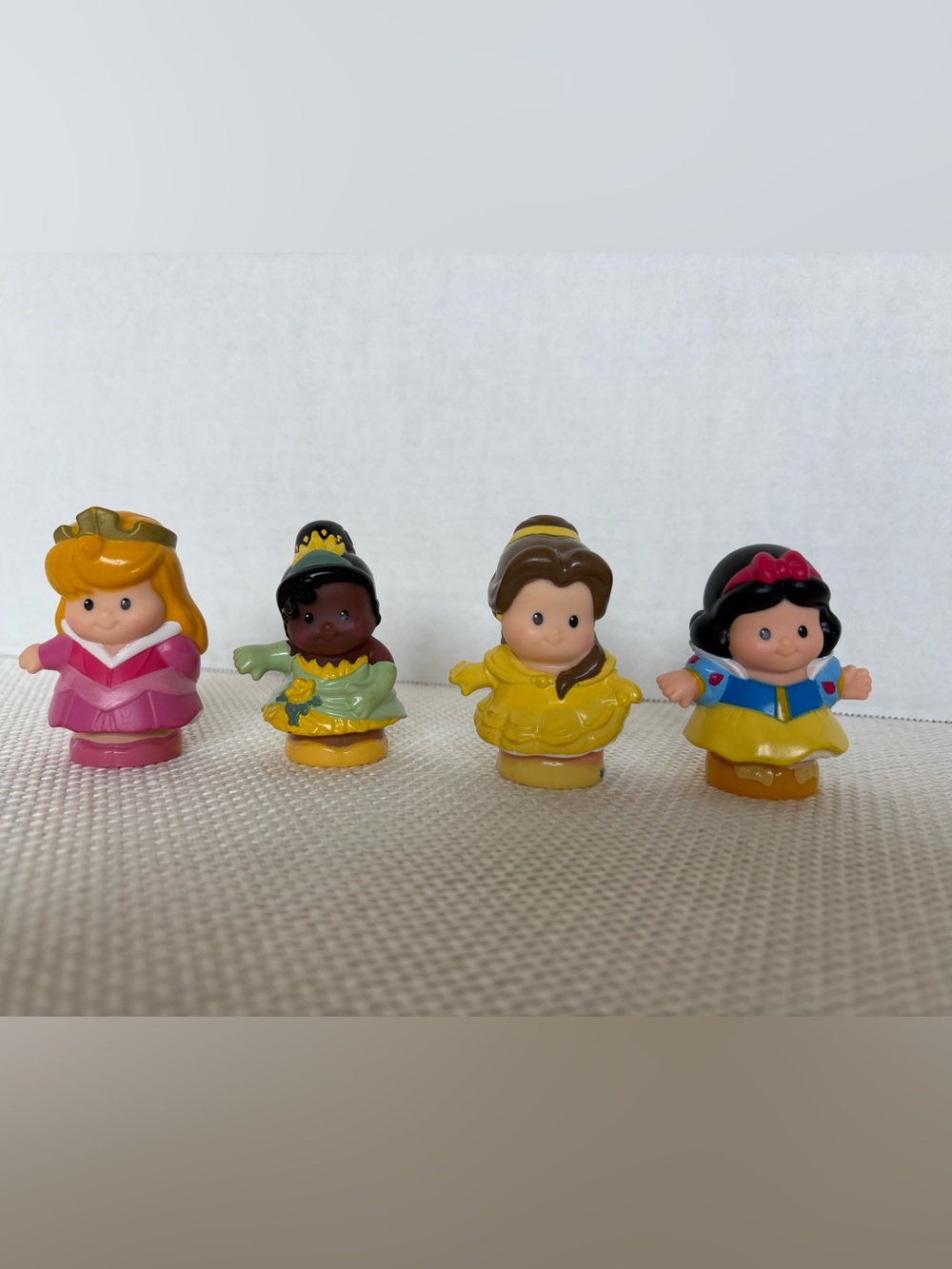 4 Little People Disney Princess Snow White Belle Aurora Tiana Disney Collectible